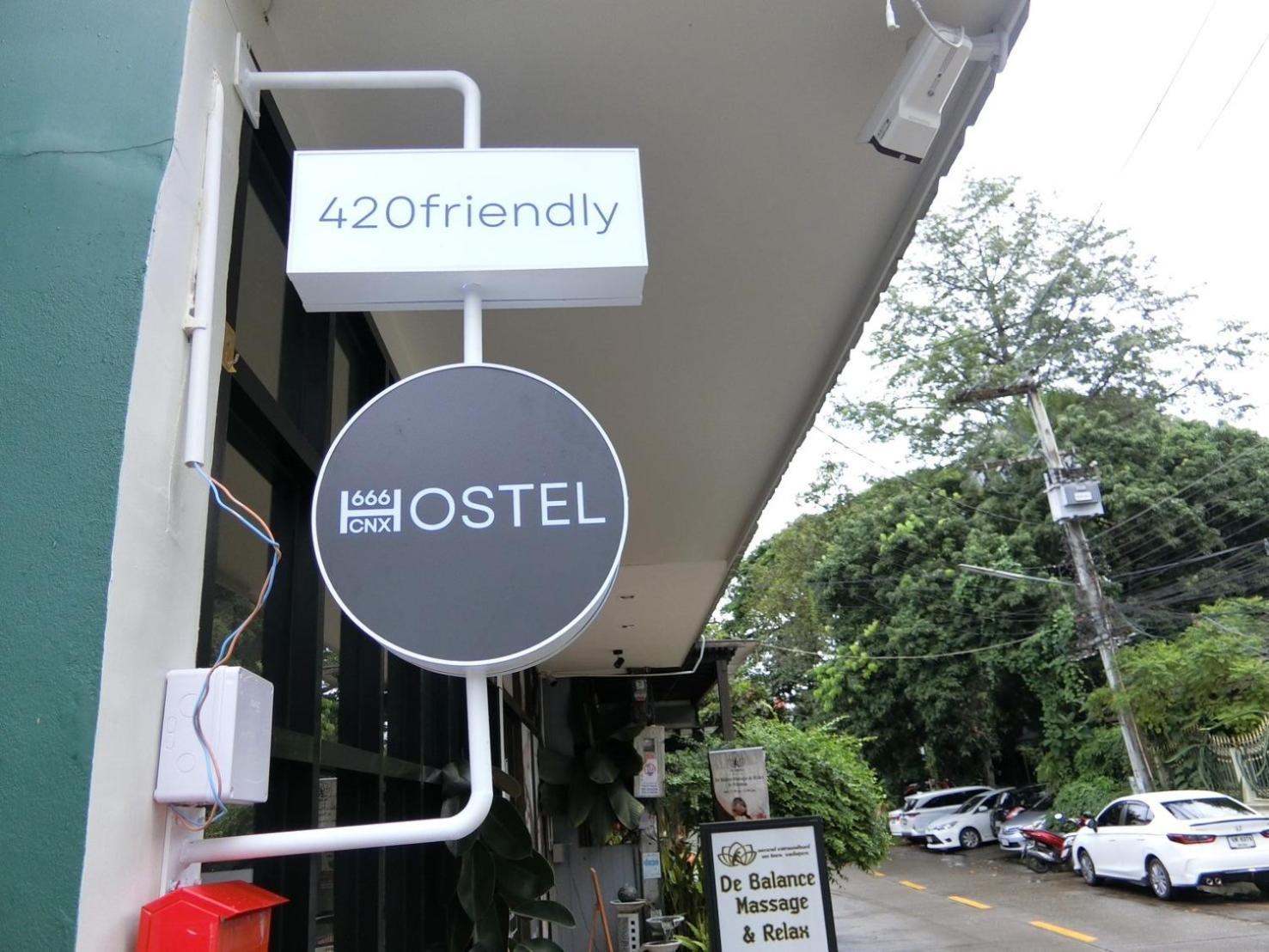 666 Cnx Hostel Chiang Mai Exterior foto